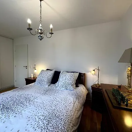 Bright Sunny Flat 2 Bedrooms 750 Sqft + Free Pkg شقة سانت أويه